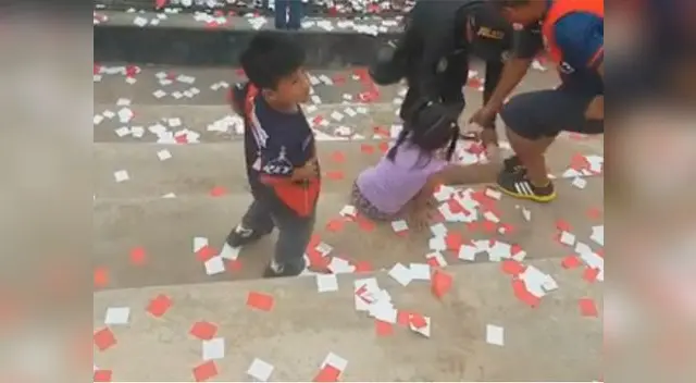 Policías indignan por esta acción contra dos niños Policías indignan por esta acción contra dos niños