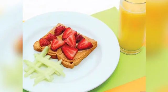 Tostada con mantequilla de maní
