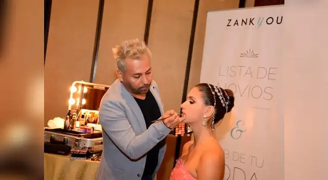 Se recomienda usar maquillaje en gel: labiales, delineadores y sombras Se recomienda usar maquillaje en gel: labiales, delineadores y sombras