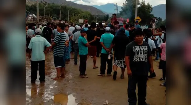 Rescatan a 70 personas en Huaral tras desborde del río Chancay