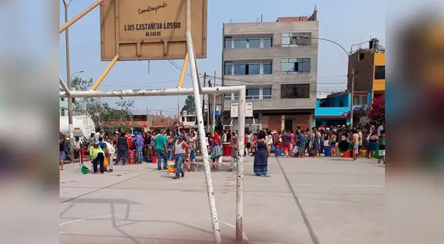 Largas colas fuera de Sedapal | Fuente: Facebook 