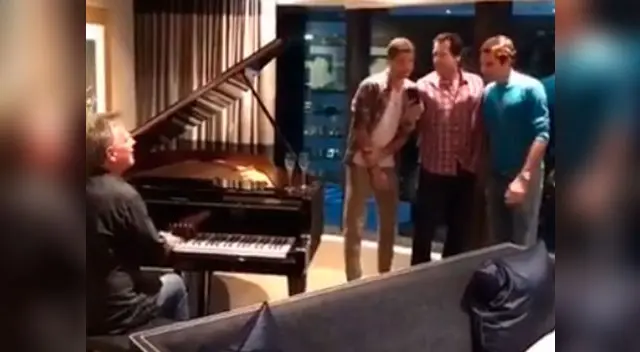 Roger Federer y Novak Djokovic sorprenden a sus seguidores con gran talento escondido Roger Federer y Novak Djokovic sorprenden a sus seguidores con gran talento escondido