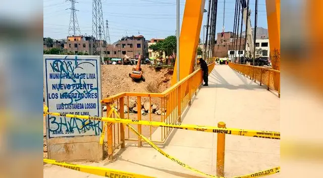 Puente podría colapsar por aumento de río Huaycoloro (Fuente: @PowerPollito)