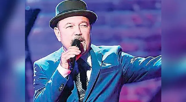 Está pendiente de nuestra situación Está pendiente de nuestra situación