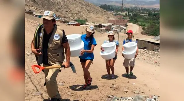 Investigadores peruanos crearon inodoros que no necesitan agua Investigadores peruanos crearon inodoros que no necesitan agua