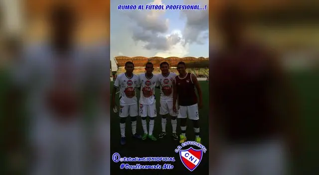 Jugadores del Estudiantil CNI contentos por la goleada 7-0 al San Ignacio