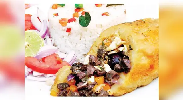 Papa rellena con bofe Papa rellena con bofe