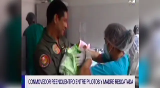 Pilotos del Ejército se emocionaron cuando conocieron a la bebé que nació en helicóptero del Ejército 