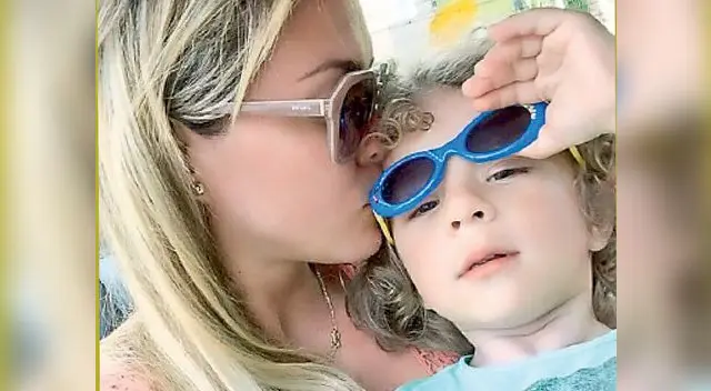 Sheyla Rojas se mostró conmovida por salud de su hijo Sheyla Rojas se mostró conmovida por salud de su hijo