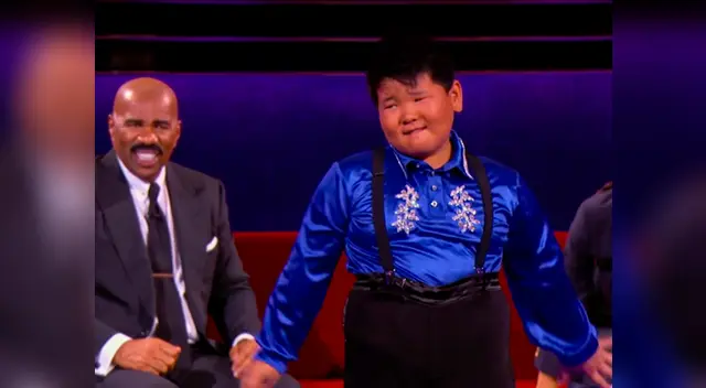 El menor provocó que Steve Harvey se mueva a ritmo de la música El menor provocó que Steve Harvey se mueva a ritmo de la música