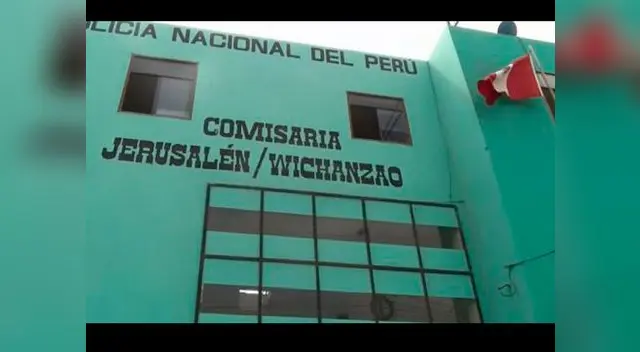 Alumnos reciben clases en comisaría tras lluvias e inundaciones