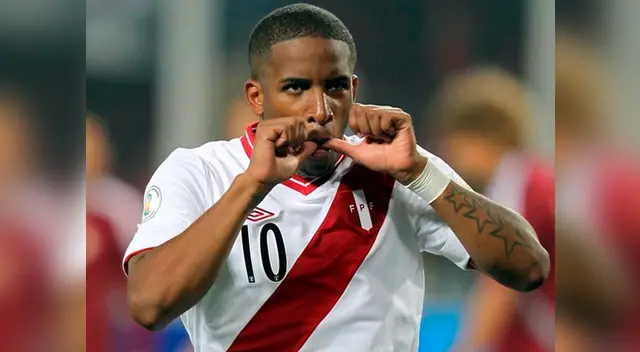 Farfán demostró su gran corazón al salvar a varias personas