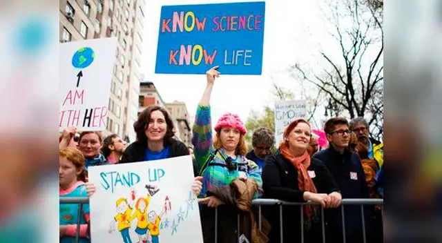 Científicos inician protestas contra Donald Trump