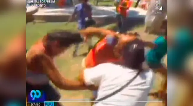 Las personas no lograron controlarse y lucharon por los donativos Las personas no lograron controlarse y lucharon por los donativos