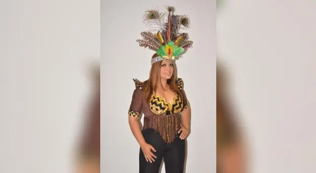 Sigue cantando y encantando al Perú. Sigue cantando y encantando al Perú.