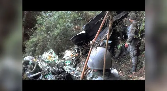 Ejército de Colombia realiza labores de rescate de cuerpos Ejército de Colombia realiza labores de rescate de cuerpos