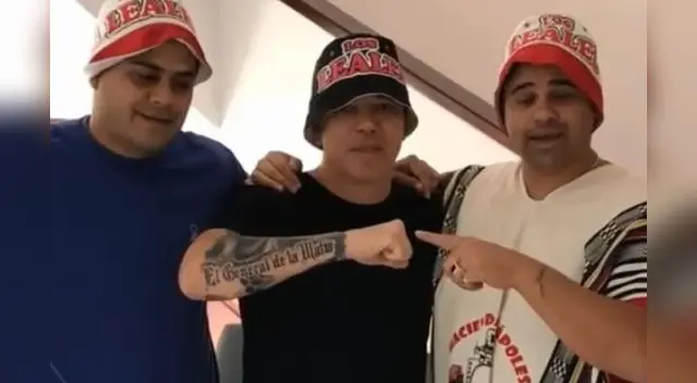 Popeye con la barra de Estudiantes