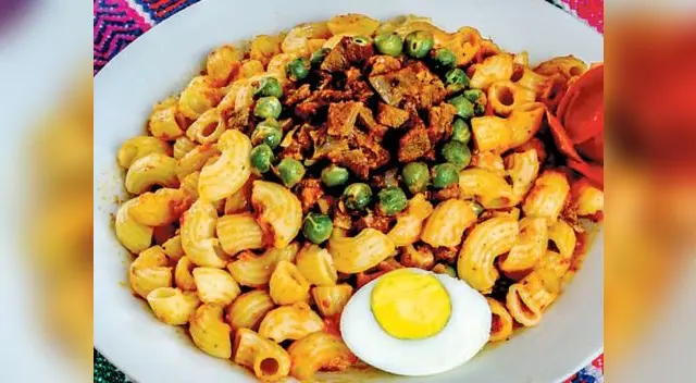 Fideos coditos con guiso de lengua Fideos coditos con guiso de lengua