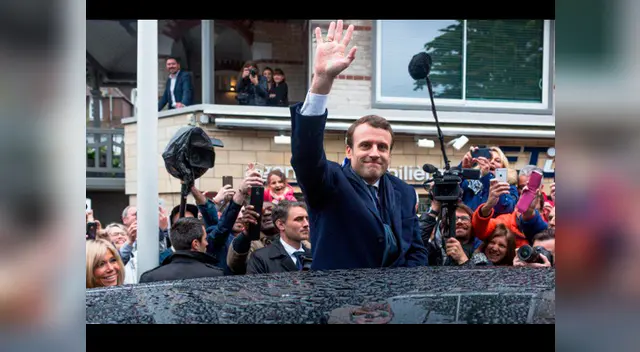 Macron se convierte en el presidente más joven de la historia de Francia