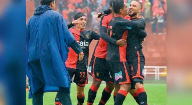 El equipo de Juan Reynoso ya tiene asegurada la final del Torneo de Verano El equipo de Juan Reynoso ya tiene asegurada la final del Torneo de Verano