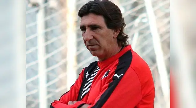 Gustavo Costas desea volver a Alianza Lima con Jefferson Farfán con su equipo Gustavo Costas desea volver a Alianza Lima con Jefferson Farfán con su equipo