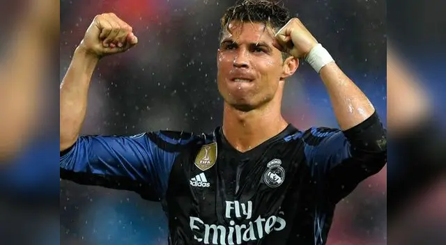 Cristiano Ronaldo anota el primero del partido Cristiano Ronaldo anota el primero del partido