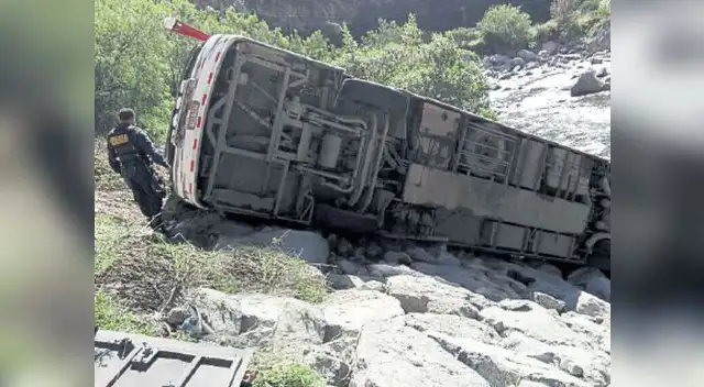 El bus venía de Lima y tenía como destino Cusco El bus venía de Lima y tenía como destino Cusco