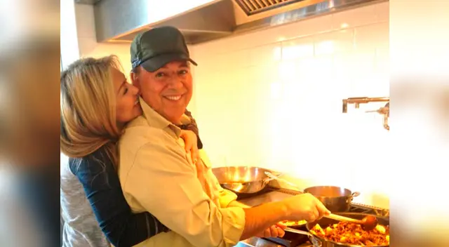 Thalía se muestra muy feliz al lado de su esposo