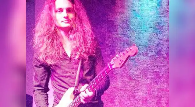 Músico se quemó vivo y compartió escena con sus seguidores de Facebook