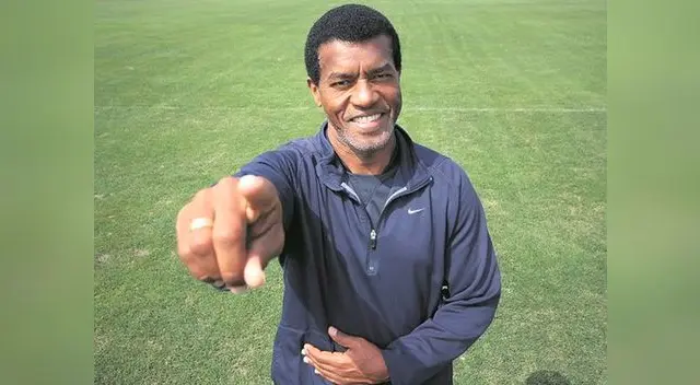 Julio César Uribe quiere dirigir a Cristal