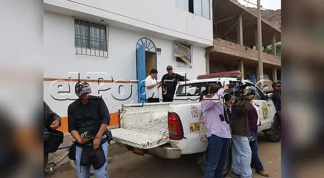 Hombre estrangula a su esposa y luego se suicida Hombre estrangula a su esposa y luego se suicida