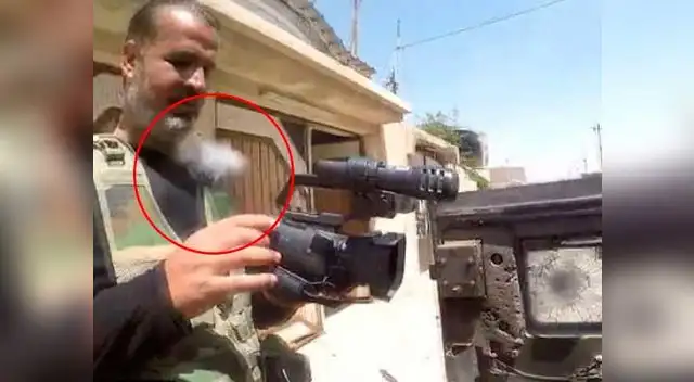 Periodista salva de morir luego que su 'GoPro' desviara una bala