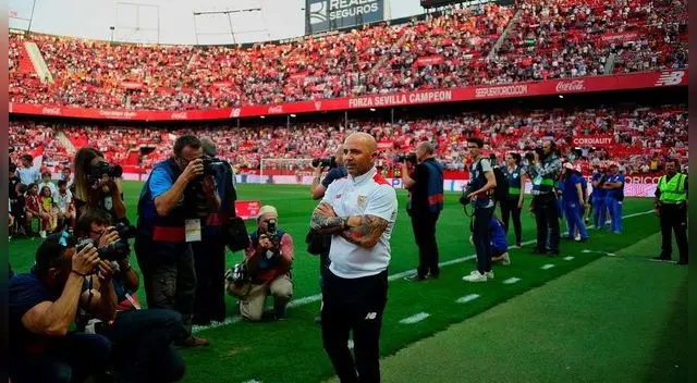 Sampaoli fue reprobado por la hinchada del Sevilla Sampaoli fue reprobado por la hinchada del Sevilla