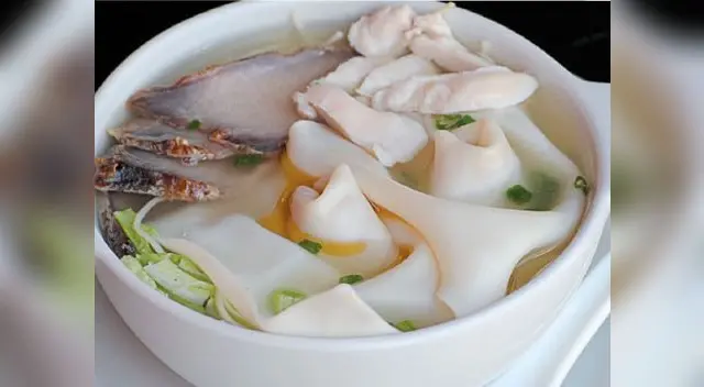 Sopa wantán especial 