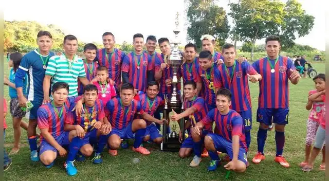 El equipo de Sarita Colonia de Bajo Biavo