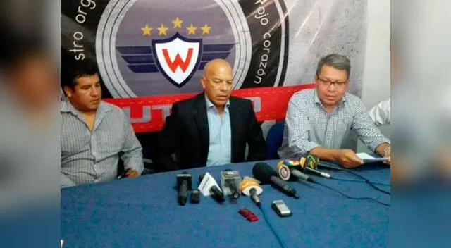 Mosquera en Wilstermann llevó a los octavos a Wilstermann, pero no olvida su pasado en Cristal. Mosquera en Wilstermann llevó a los octavos a Wilstermann, pero no olvida su pasado en Cristal.