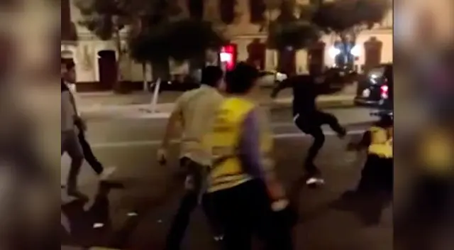 Colectiveros y jaladores no tuvuieron piedad contra fiscalizadores de transporte Colectiveros y jaladores no tuvuieron piedad contra fiscalizadores de transporte