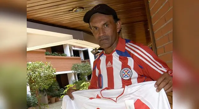 En su opinión, el equipo de Chemo tiró al suelo la mística que el paraguayo y sus compañeros del cuadro del 90 habían ganado En su opinión, el equipo de Chemo tiró al suelo la mística que el paraguayo y sus compañeros del cuadro del 90 habían ganado