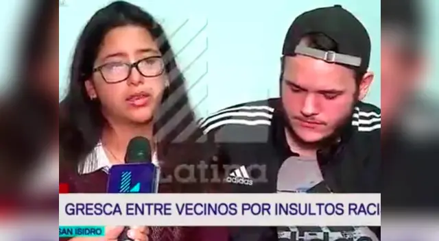 Mujer racista lanza insultos racistas contra sus vecinos al no tolerar ladridos de sus perros Mujer racista lanza insultos racistas contra sus vecinos al no tolerar ladridos de sus perros