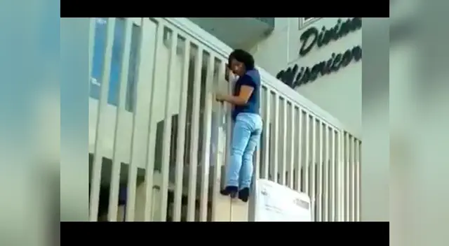 Un video en Facebook revela lo que hicieron los maestros tardones en el primer examen para su nombramiento Un video en Facebook revela lo que hicieron los maestros tardones en el primer examen para su nombramiento