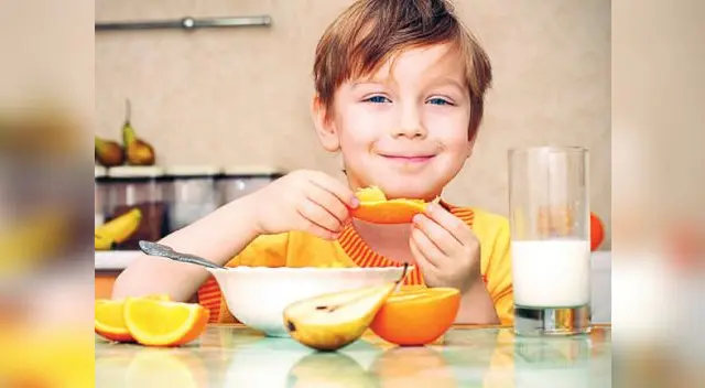 Las uvas, higos secos y lechuga ayudan en caso de afonía y tos seca