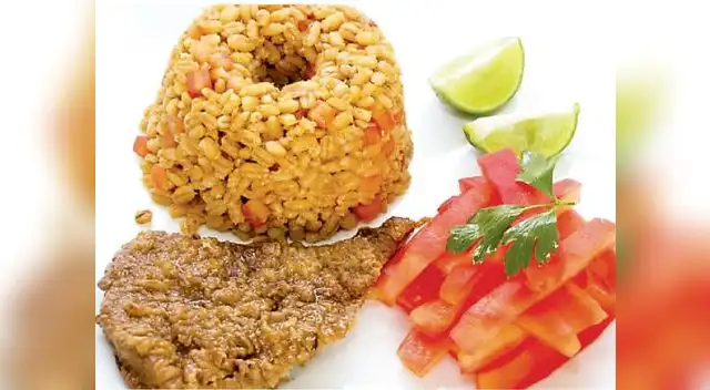 Guiso de trigo con hígado apanado Guiso de trigo con hígado apanado