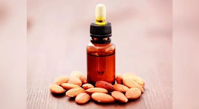 Aceite de almendras hidrata tus pestañas y la zona donde crecen Aceite de almendras hidrata tus pestañas y la zona donde crecen