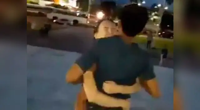 Mujer pide a gritos que no la abandonen pese a su infidelidad Mujer pide a gritos que no la abandonen pese a su infidelidad