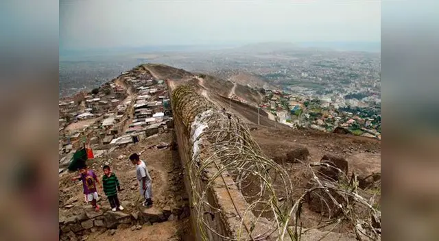 Poder Judicial de San Juan de Miraflores admite demanda contra alcalde de La Molina por "Muro de la Verguenza"