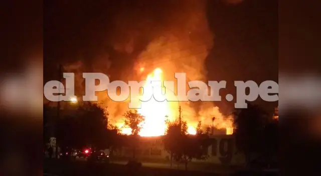 El fuego se desató después de las 8 de la noche