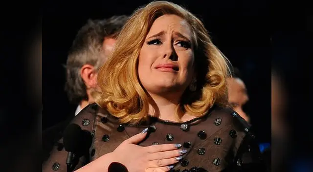 Adele se mostró conmocionada por tragedia que dejó 12 fallecidos Adele se mostró conmocionada por tragedia que dejó 12 fallecidos