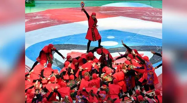 La ceremonia de la Copa Confederaciones tuvo a más de 200 bailarines en el escenario