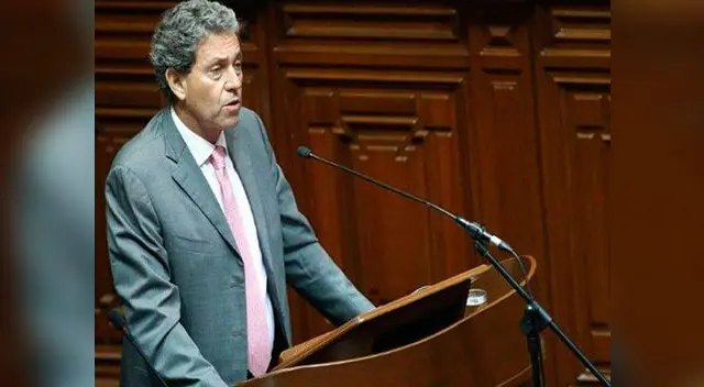Alfredo Thorner solicita Cuestión de confianza al Congreso 