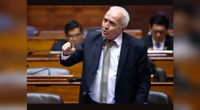 Lombardi afirma que se puede cerrar el Congreso sin censuran a Gabinete 